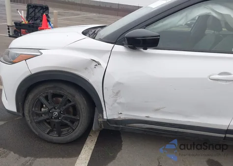 2024 Nissan Kicks Sr Xtronic Cvt z USA, uszkodzony, nr VIN 3N1CP5DV7RL496607